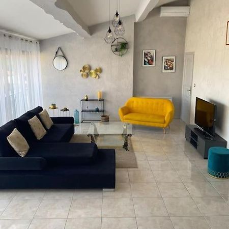 Appartement Spacieux Cases-de-Pene Екстериор снимка